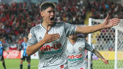 Con la frente en alto: Facundo Pons con la frente en alto en Limache.