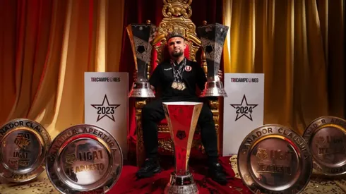 Este mediocampista chileno es un amuleto para ganar títulos.