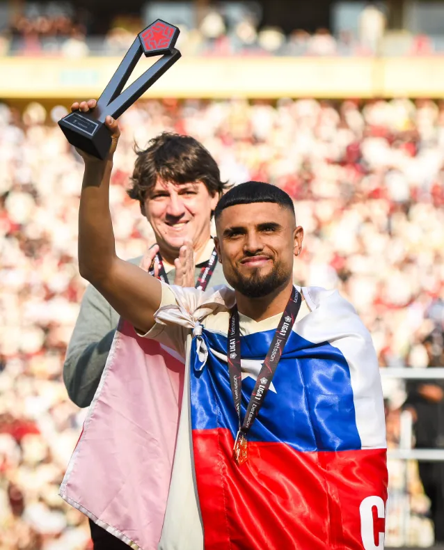 Rodrigo Ureña ha disputado casi 100 partidos en la U de Lima.