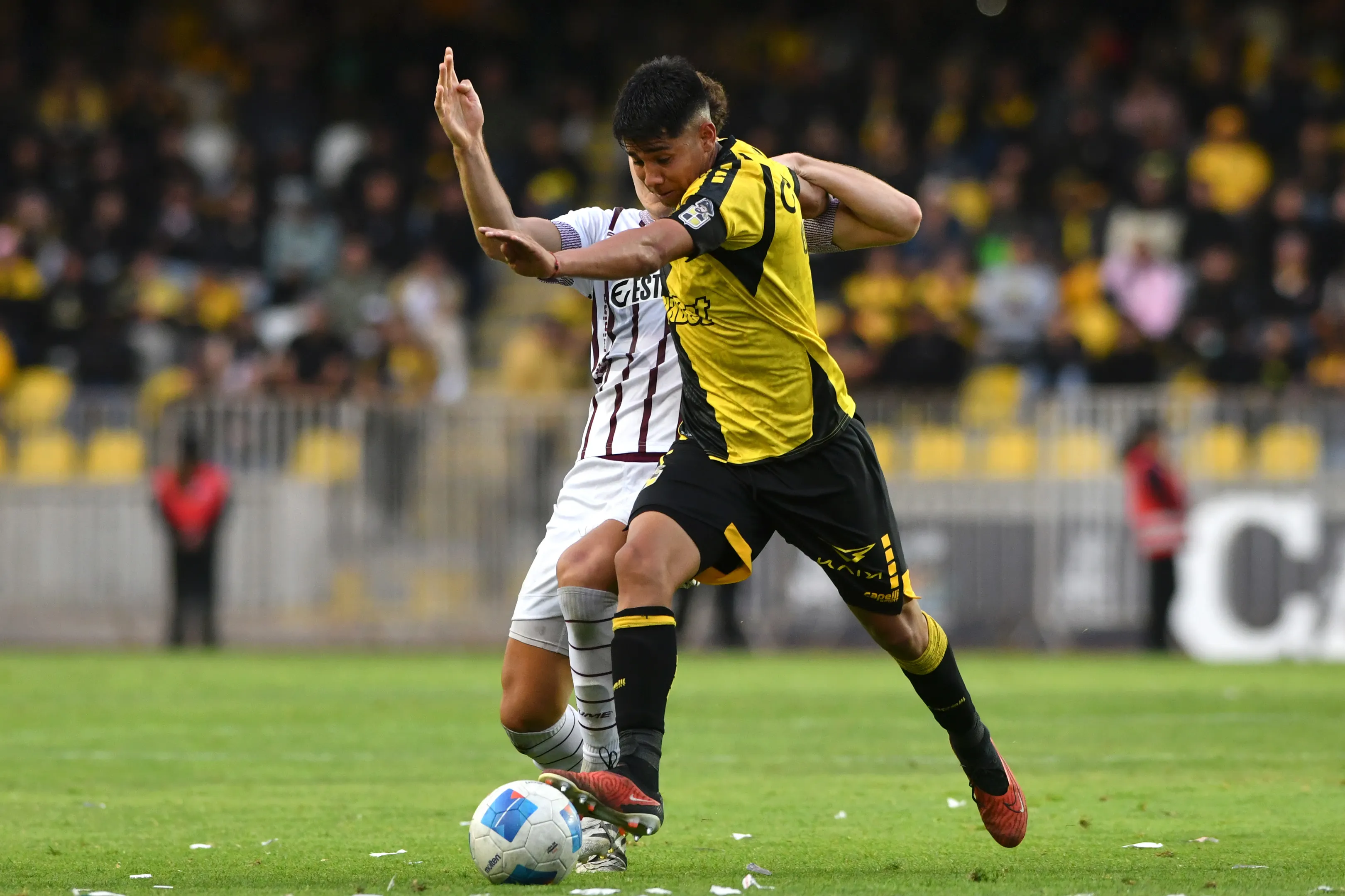 Sebastián Galani parte a México. Foto: Alejandro Pizarro Ubilla/Photosport