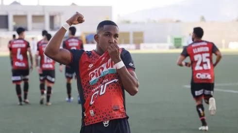 Luis Guerra y su campañón en Limache.