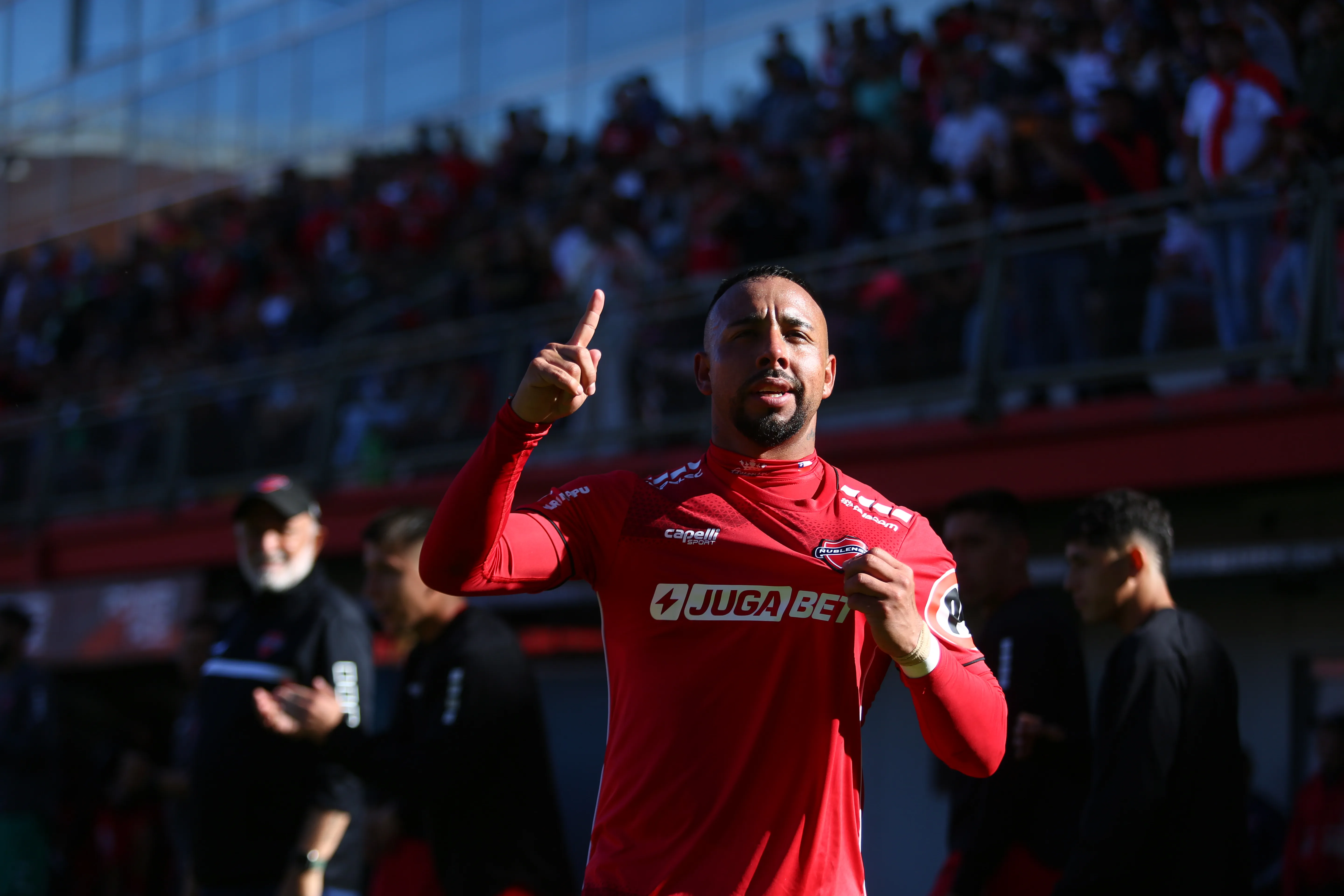 Tras dejar Ñublense, el jugador llegaría a la UC/Photosport