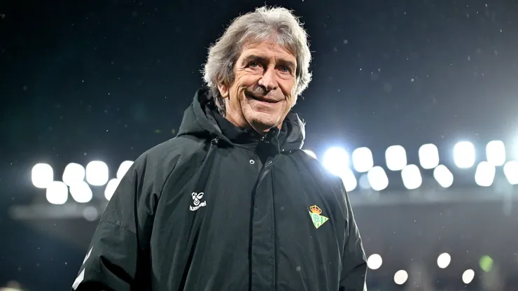 Manuel Pellegrini recibe feroz crítica desde Madrid
