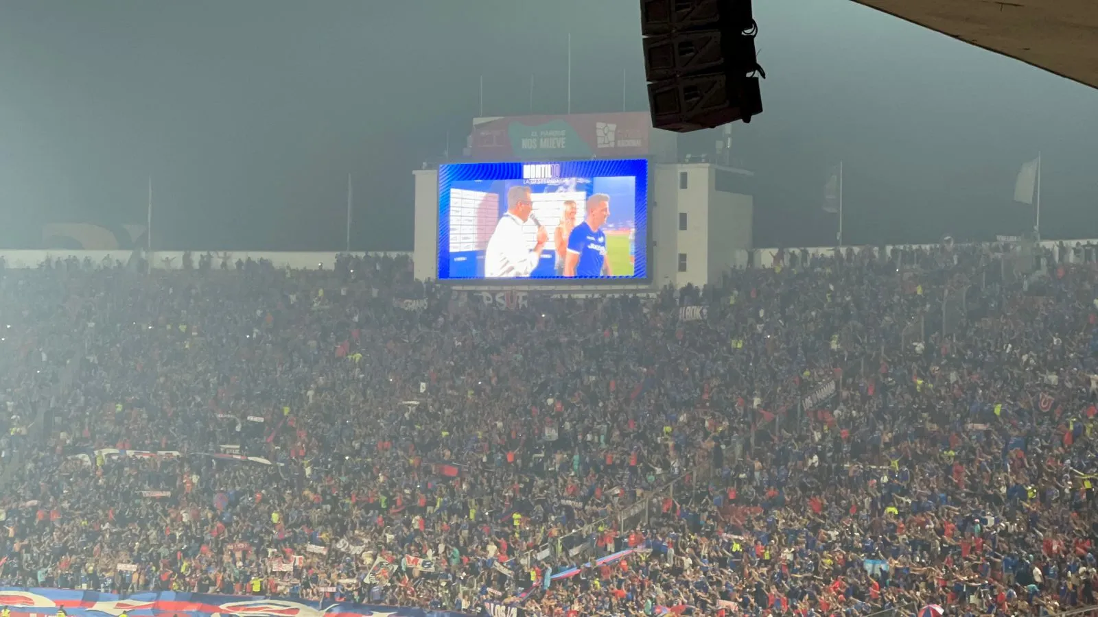 Montillo pidió cantar contra Colo Colo en el Estadio Nacional.