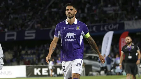 Joaquín Larrivey seguirá en Deportes Concepción.