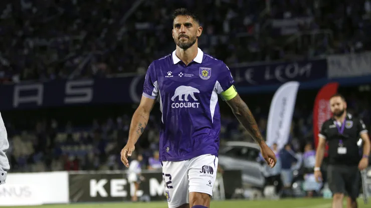 Joaquín Larrivey seguirá en Deportes Concepción.