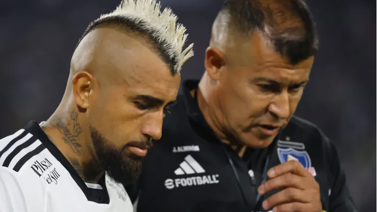 Arturo Vidal tiene chances de volver a juntarse con Jorge Almirón lejos de Colo Colo.