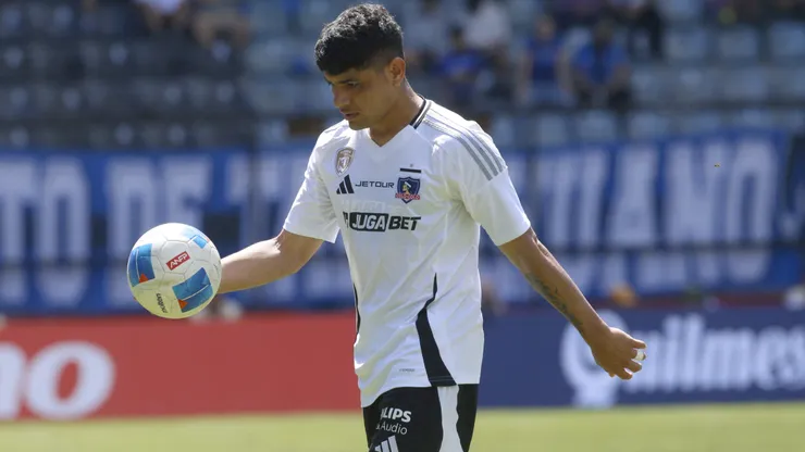 Claudio Aquino no tuvo un buen año en Colo Colo y se ha especulado con su adiós.
