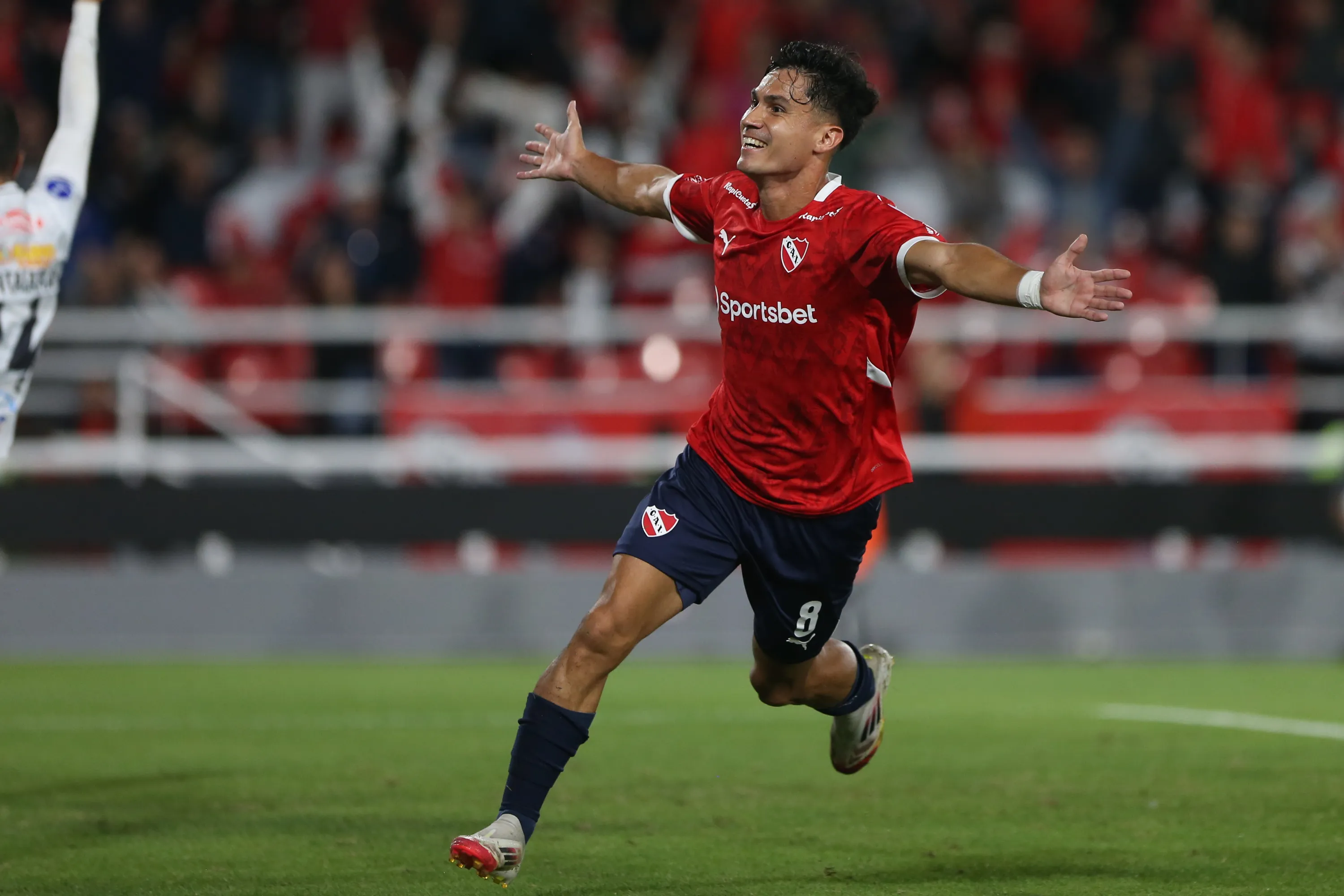 Pablo Galdames podría ir a otro grande de Argentina. (Foto: Daniel Jayo/Getty Images)