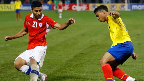 Este zaguero central jugó por la selección chilena y también tuvo experiencia en la Serie A de Italia.