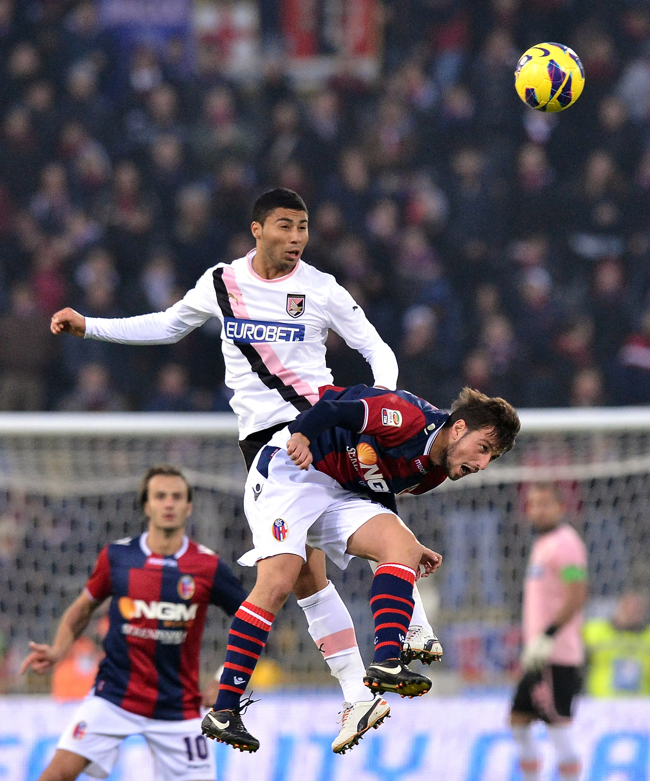 Carlos Labrín en acción por el Palermo de Italia. (Tullio M. Puglia/Getty Images)