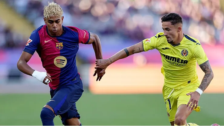 Barcelona y Villareal se enfrentan por la fecha 17 de La Liga de España.