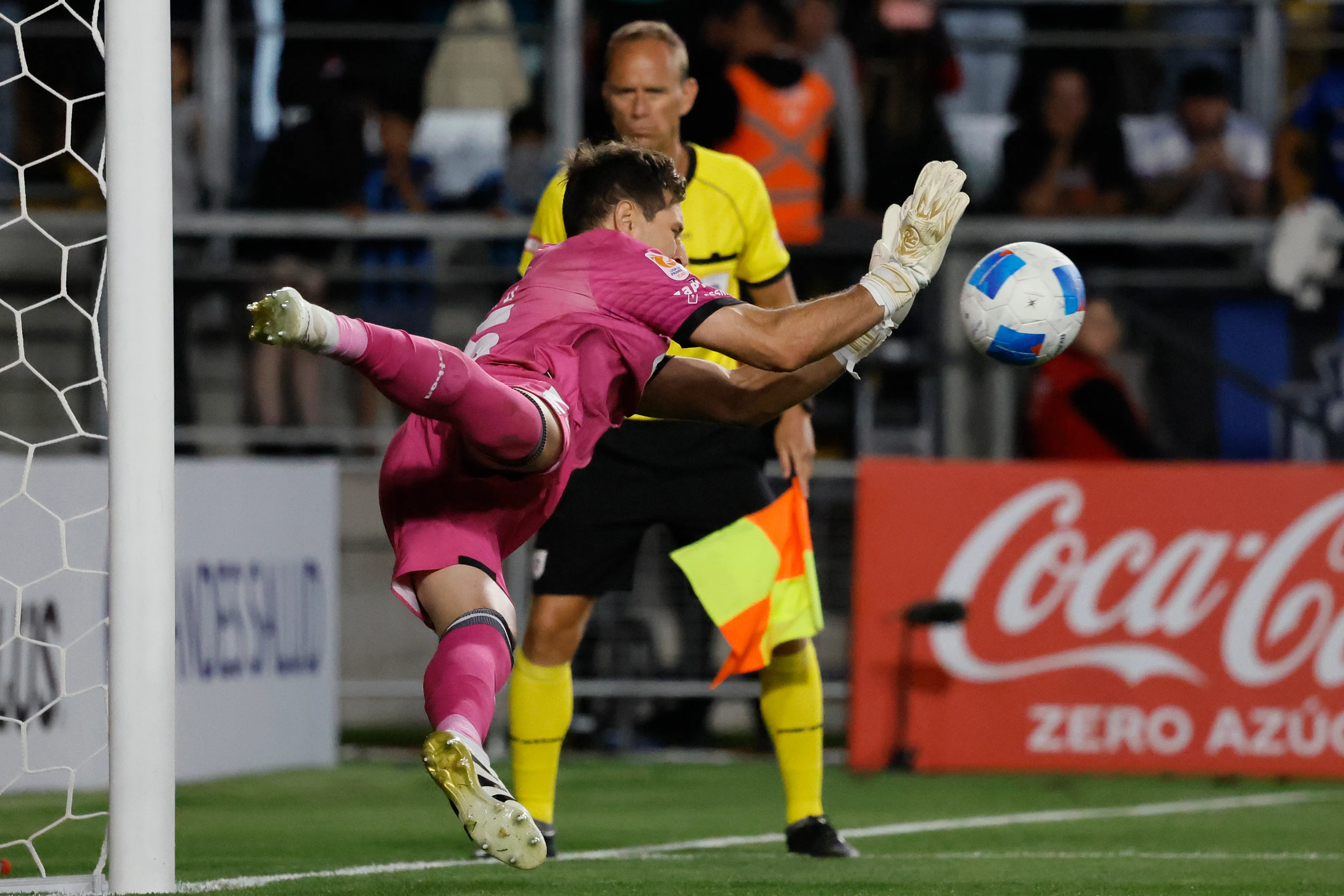 El héroe de la noche: Rodrigo Odriozola | Photosport