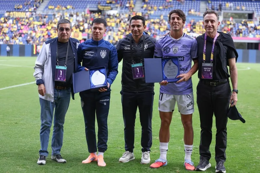 Matías Fernández fue despedido en Independiente del Valle