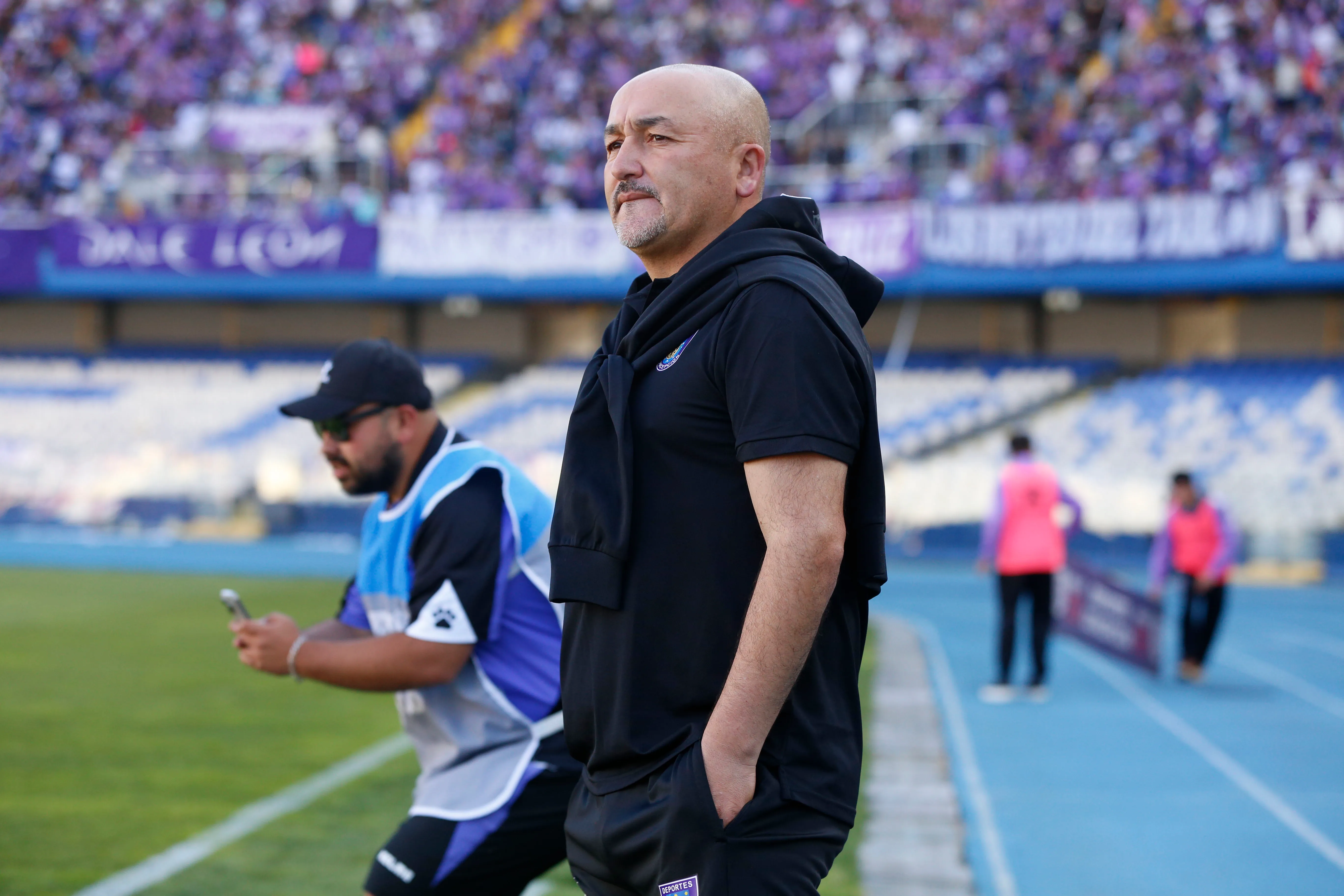 Patricio Almendra tendrá una chance como DT del Conce en primera división. (Marco Vazquez/Photosport).