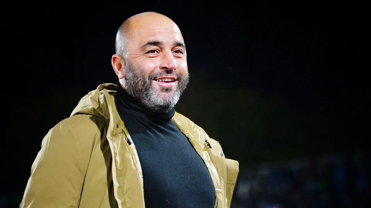 El uruguayo Marcelo Méndez se metió en la pelea por ser el nuevo DT de Universidad de Chile. | Foto: Archivo.