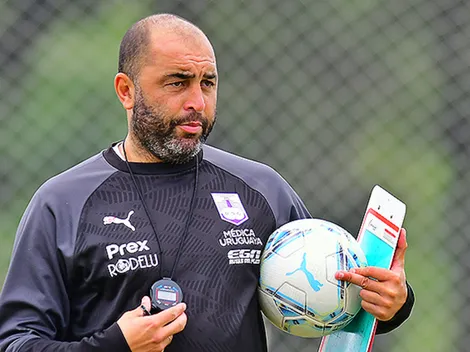 El desconocido uruguayo que pelea por ser el nuevo DT de la U