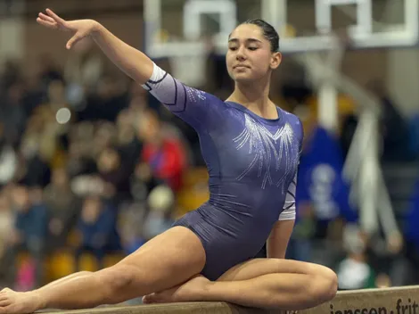 Con 15 años es campeona internacional de gimnasia y pole dance