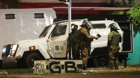 Actuar de Carabineros en duelo de Colo Colo con Fortaleza en Estadio Monumental