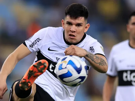 Guarello y refuerzo: a Colo Colo le quieren meter golazo de media cancha