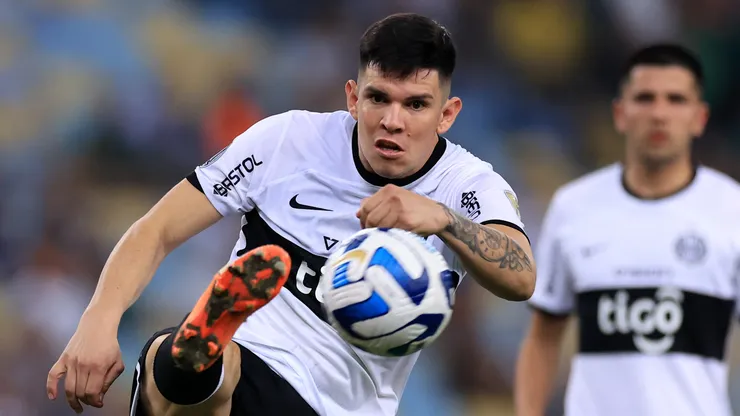 Guarello pone el grito en el cielo por posible refuerzo de Colo Colo.