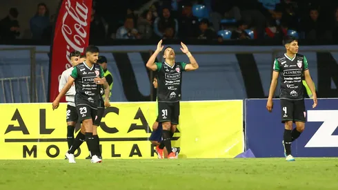 Isaac Díaz parte a Iquique.