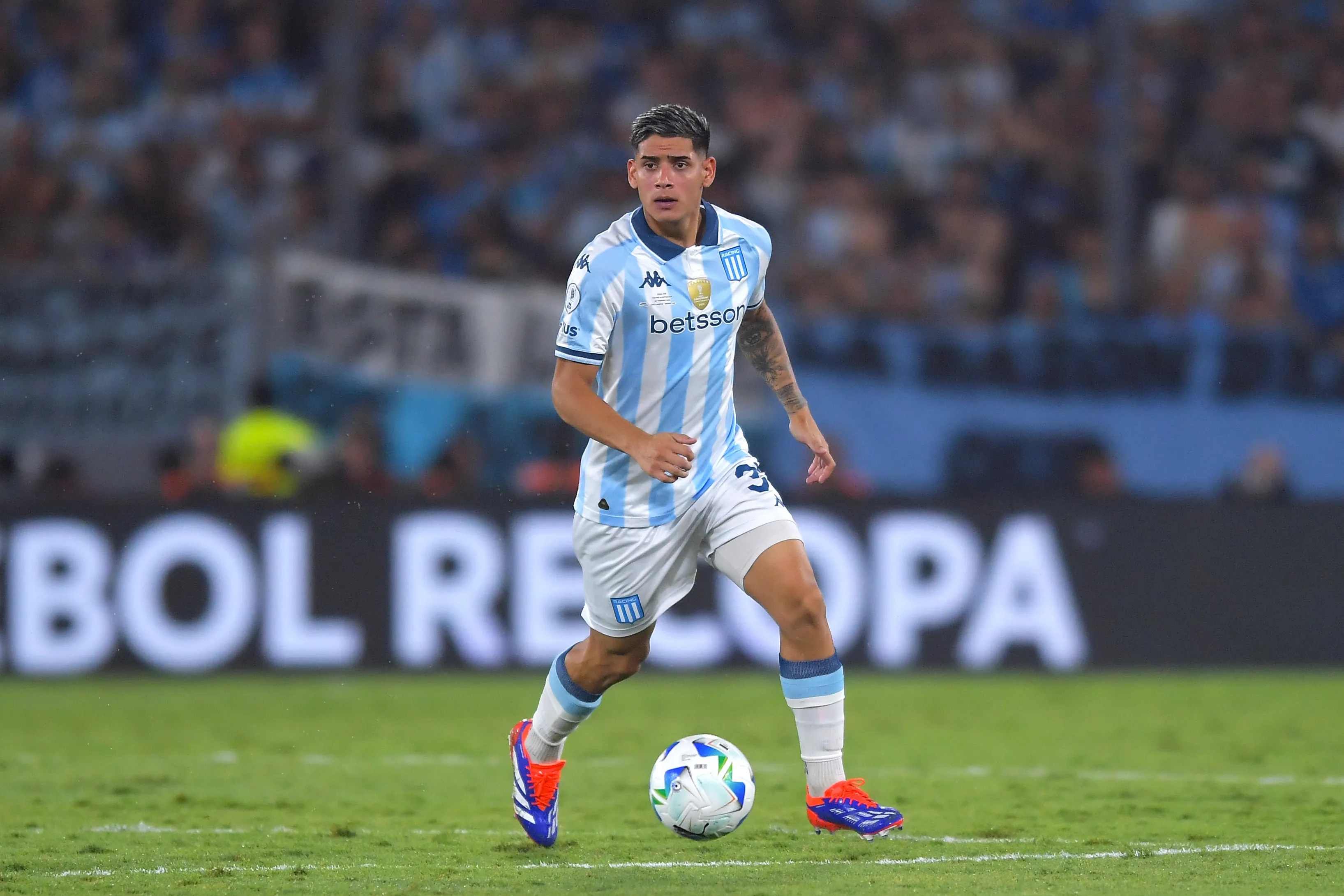 Santiago Quirós jugando en Racing. (Photo by Marcelo Endelli/Getty Images)