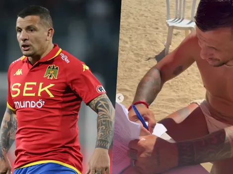 Un personaje: Vecchio firma contrato con Unión Española ¡en la playa!