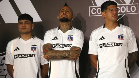 Caamaño le da a Colo Colo por la edad de Vidal, Pavez y Aquino.