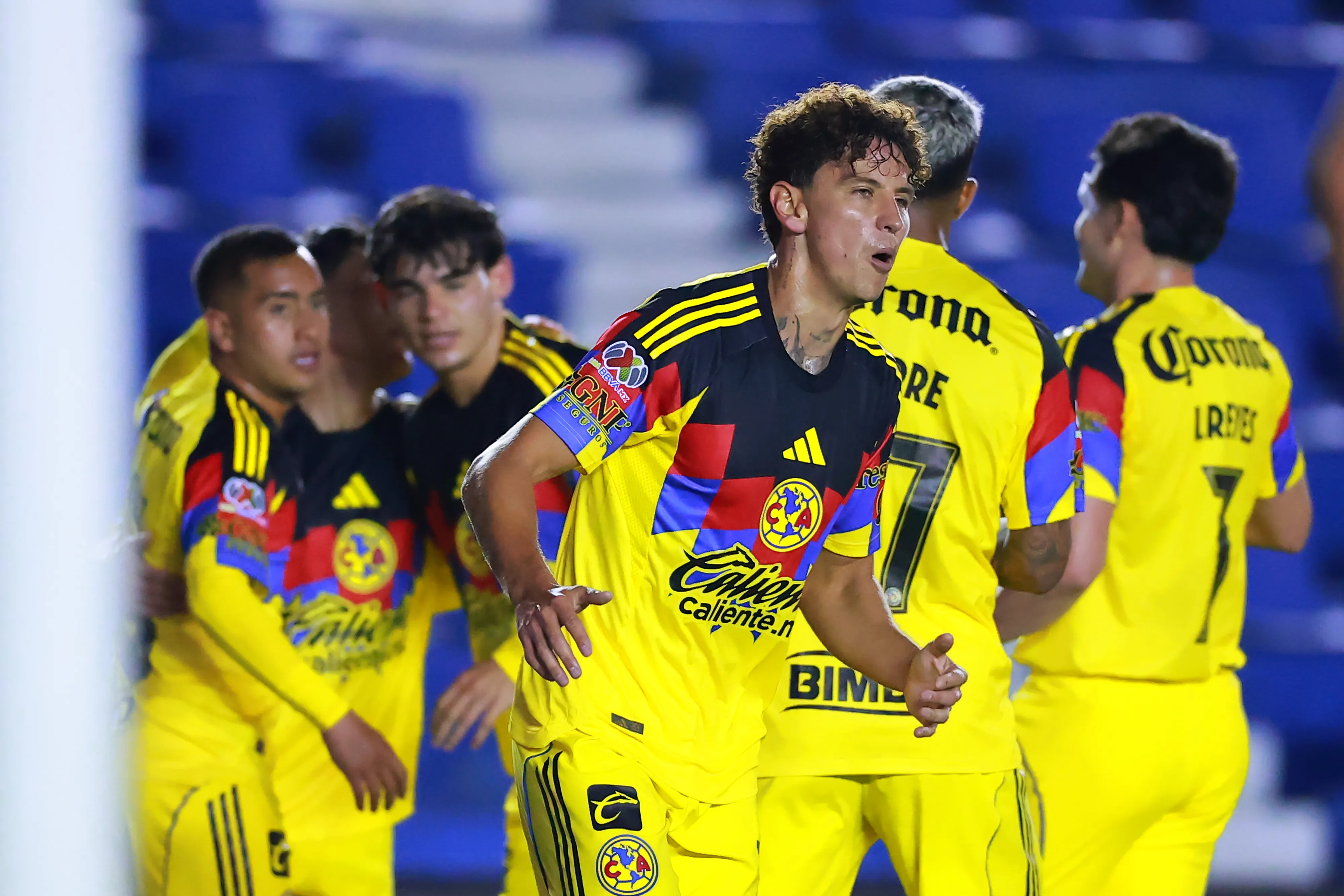 Lichvnosky ha jugado en Cruz Azul, Tigres y América en la Liga MX. Imagen: Getty