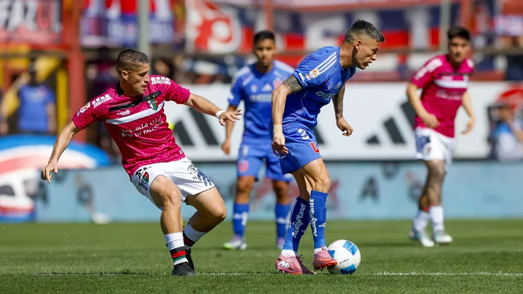 Universidad de Chile recibe a Palestino en el Estadio Nacional.