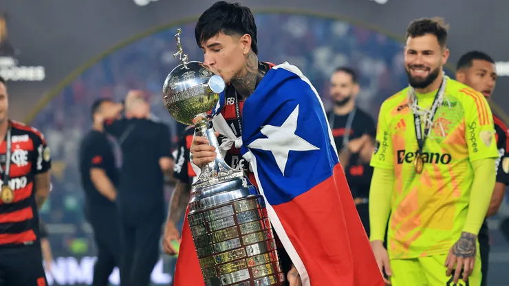 Erick Pulgar ganó seis títulos con Flamengo en 2025
