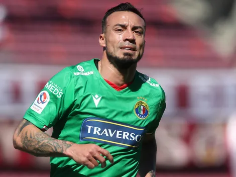 Complejo deportivo de Cereceda sufre violento incendio: “Pérdida total”