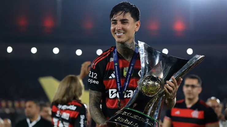 El gran año de Erick Pulgar se corona con una buena noticia.