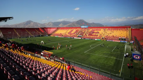 La cancha del Estadio Santa Laura luce muy diferente y en Unión Española explicaron la razón.