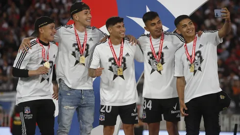 Uno de los canteranos que se fue a la fuerza de Colo Colo ahora aparece con su camiseta.
