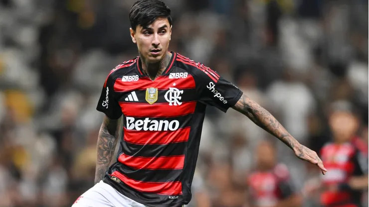 Erick Pulgar estaría en la oncena titular del Flamengo.