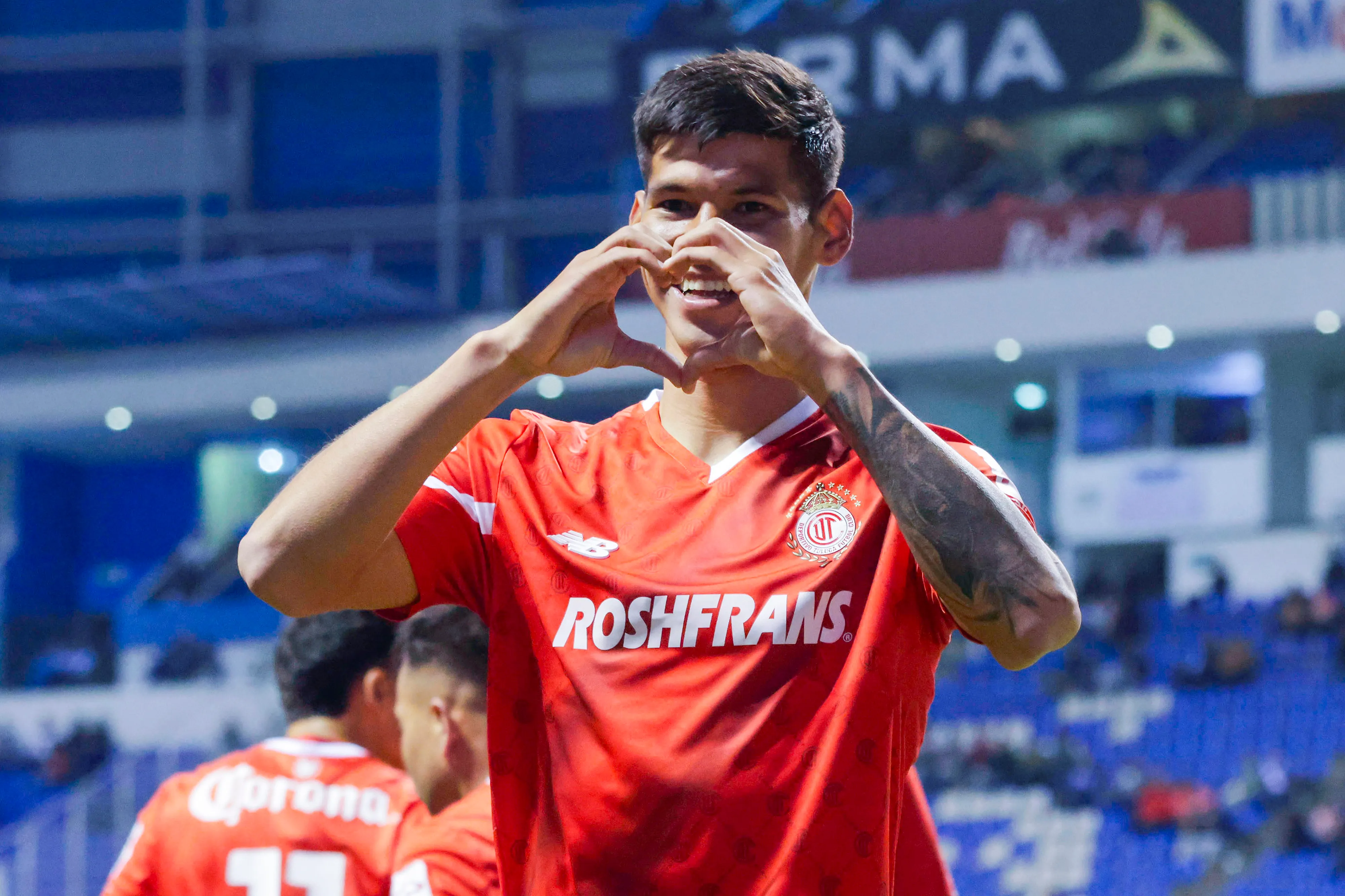 Robert Morales es el 9 que quiere Fernando Ortiz en Colo Colo. Foto: JamMedia.