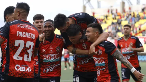 Limache se rearma en el mercado.