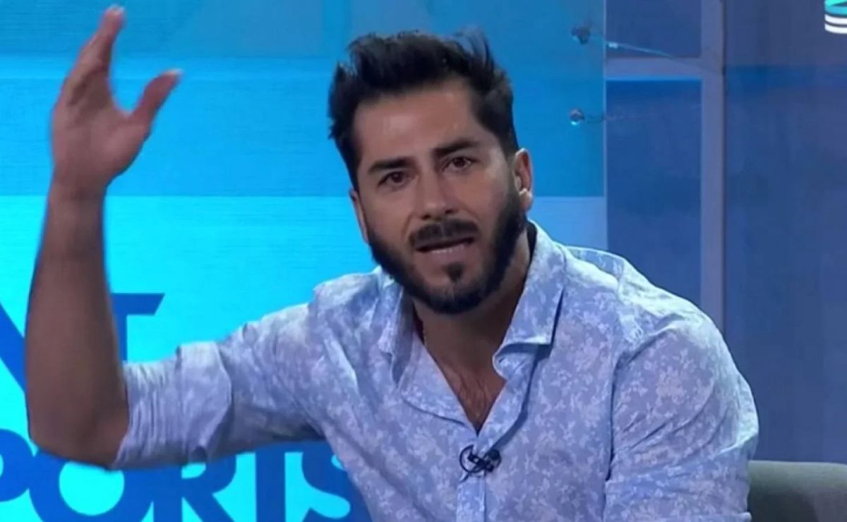 Johnny Herrera le entrega todo el respaldo a Meneghini en U de Chile: “Siempre deja una huella”