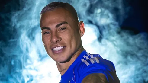 Vargas lidera los fichajes de la U en 2026