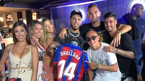 Fabián Orellana y este volante argentino compartieron muchas vivencias en el fútbol español. Incluido un concierto de Anuel.