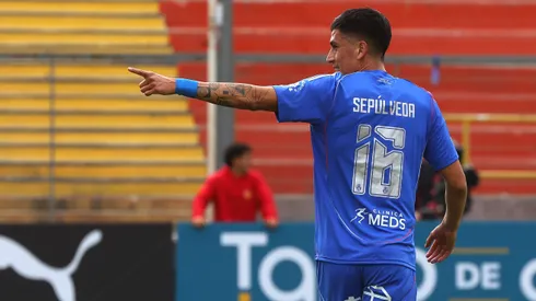 El Tucu se apresta para irse.