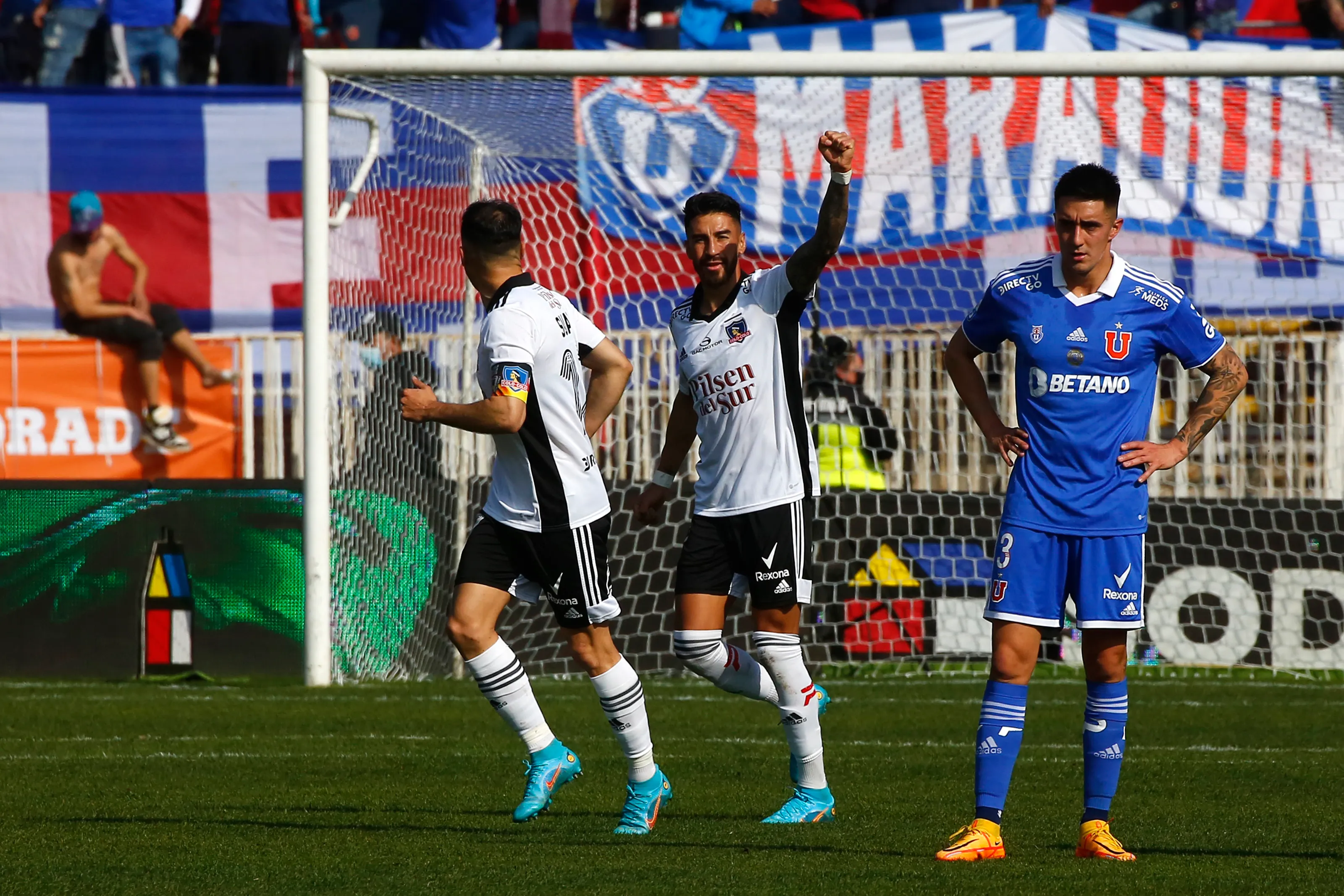 Juan Martín Lucero anotó 24 goles en 39 partidos en su paso por Colo Colo. ¿Repetirá esos números en Universidad de Chile? | Foto: Photosport.