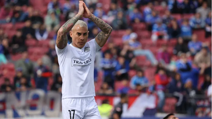 Eduardo Vargas reconoció que le dolió amargarle el 2025 a la U.