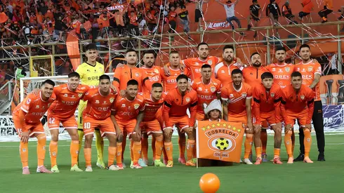 Cobreloa estrena nueva camiseta por su aniversario 49°