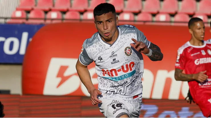 Colo Colo busca su goleador.