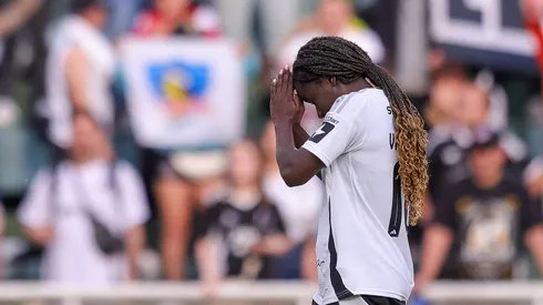 La crisis económica de Blanco y Negro habría llegado a la rama femenina de Colo Colo.