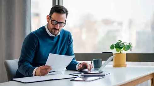 Retomar estudios sin dejar de trabajar: Programas de continuidad para personas con experiencia laboral
