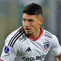 Saldivia desaparece en Colo Colo tras frenarse su venta al Vasco